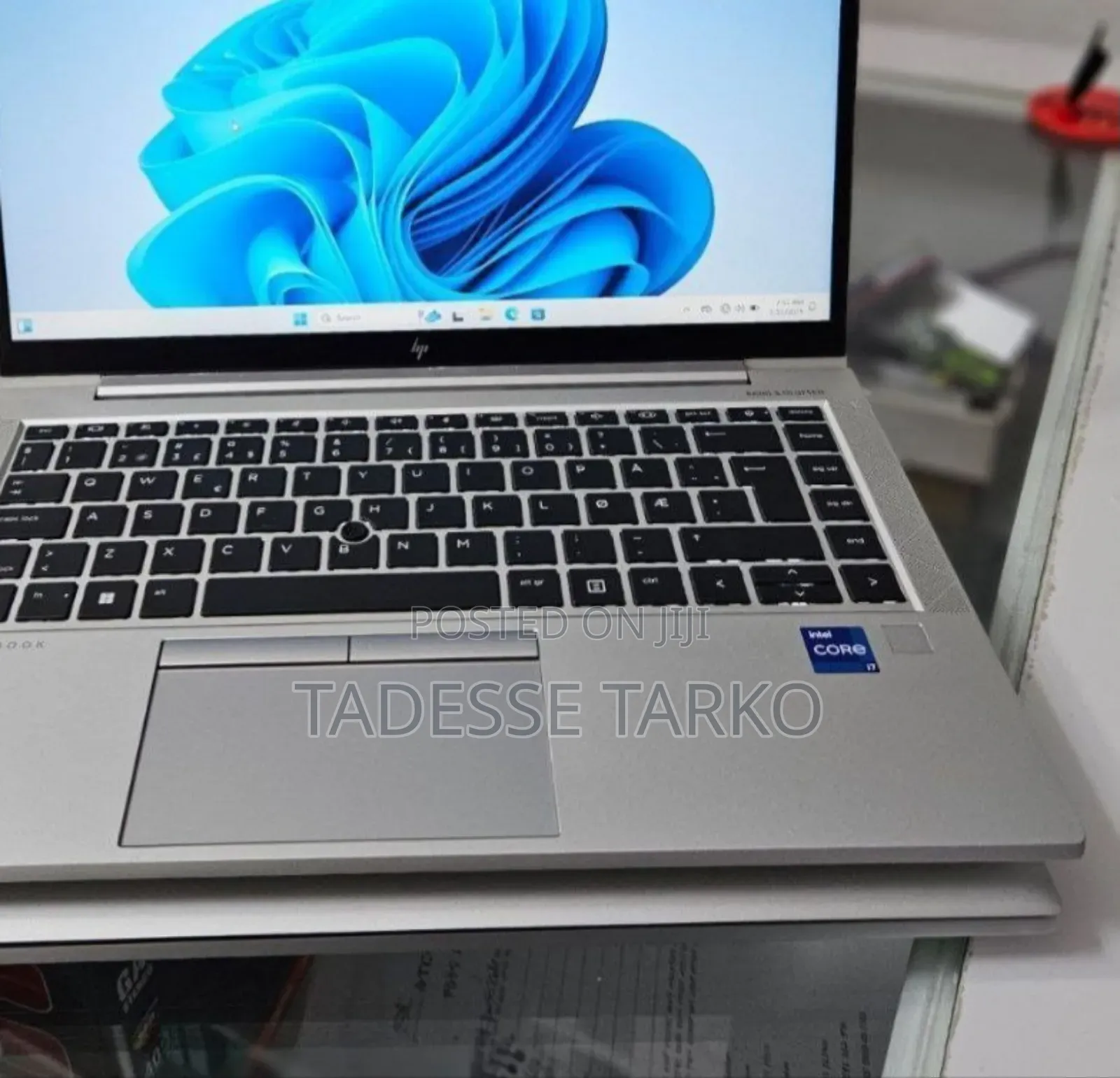 New Laptop HP EliteBook 830 G8 16GB Intel Core i7 SSD 512GB