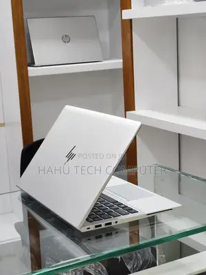 New Laptop HP EliteBook 840 G8 16GB Intel Core i5 SSD 512GB