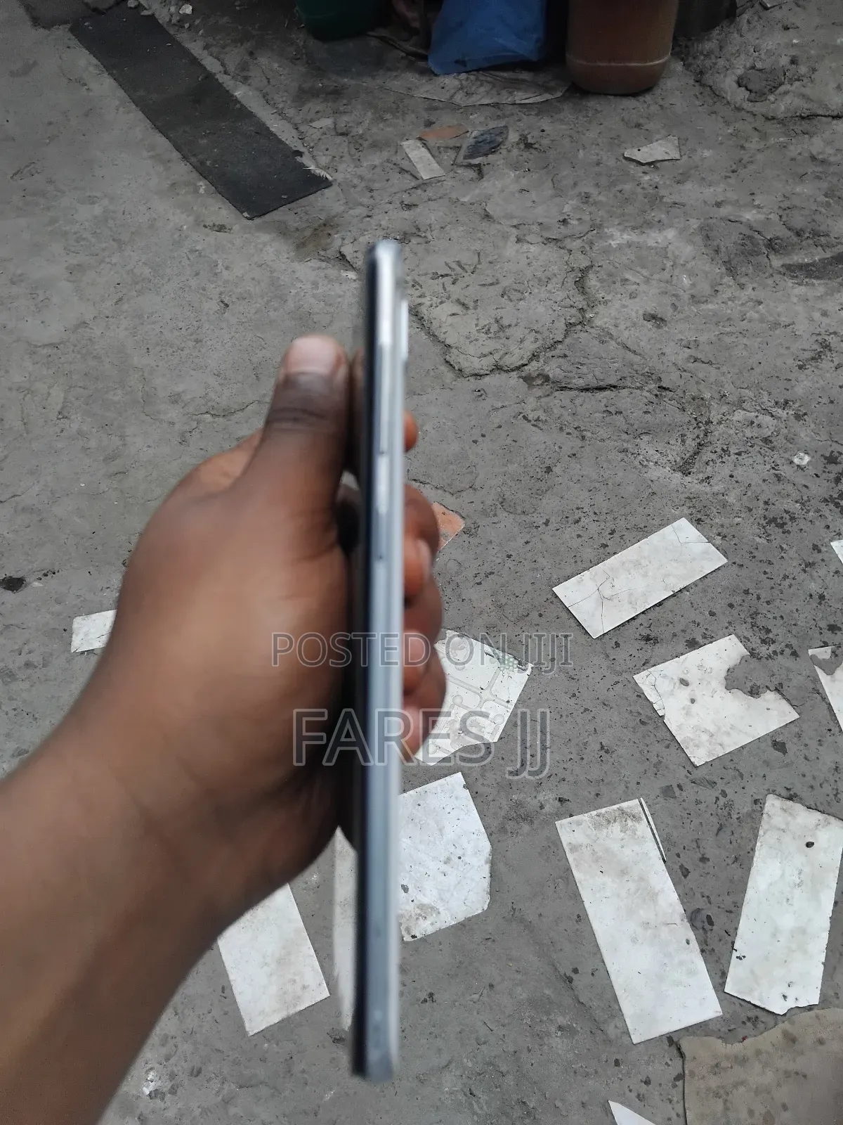 Samsung Galaxy A30 64 GB White