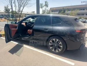 New BMW iX 2025 Black