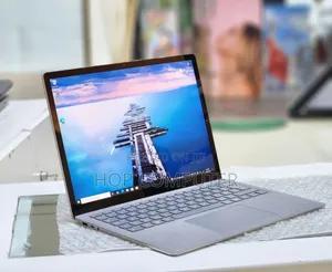 New Laptop Microsoft Surface 8GB Intel Core i5 SSD 512GB
