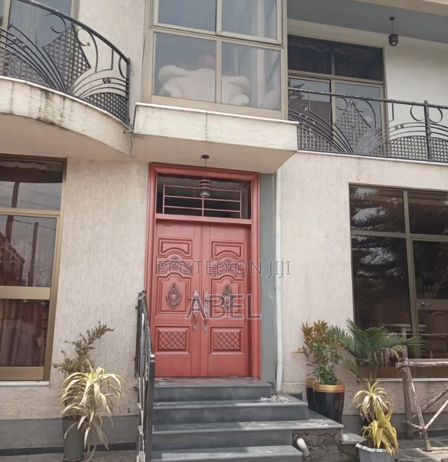 Victor Security – ጠንካራ፣ ዘመናዊ እና ደህንነት የሚጨምር በር