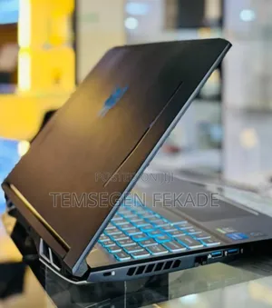 New Laptop Acer Predator Helios 300 16GB Intel Core i7 SSD 512GB