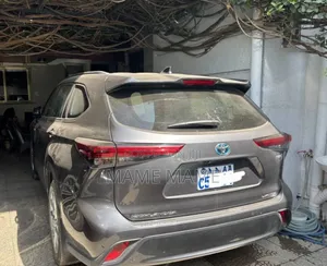 New Toyota Highlander Hybrid 2023 Gray