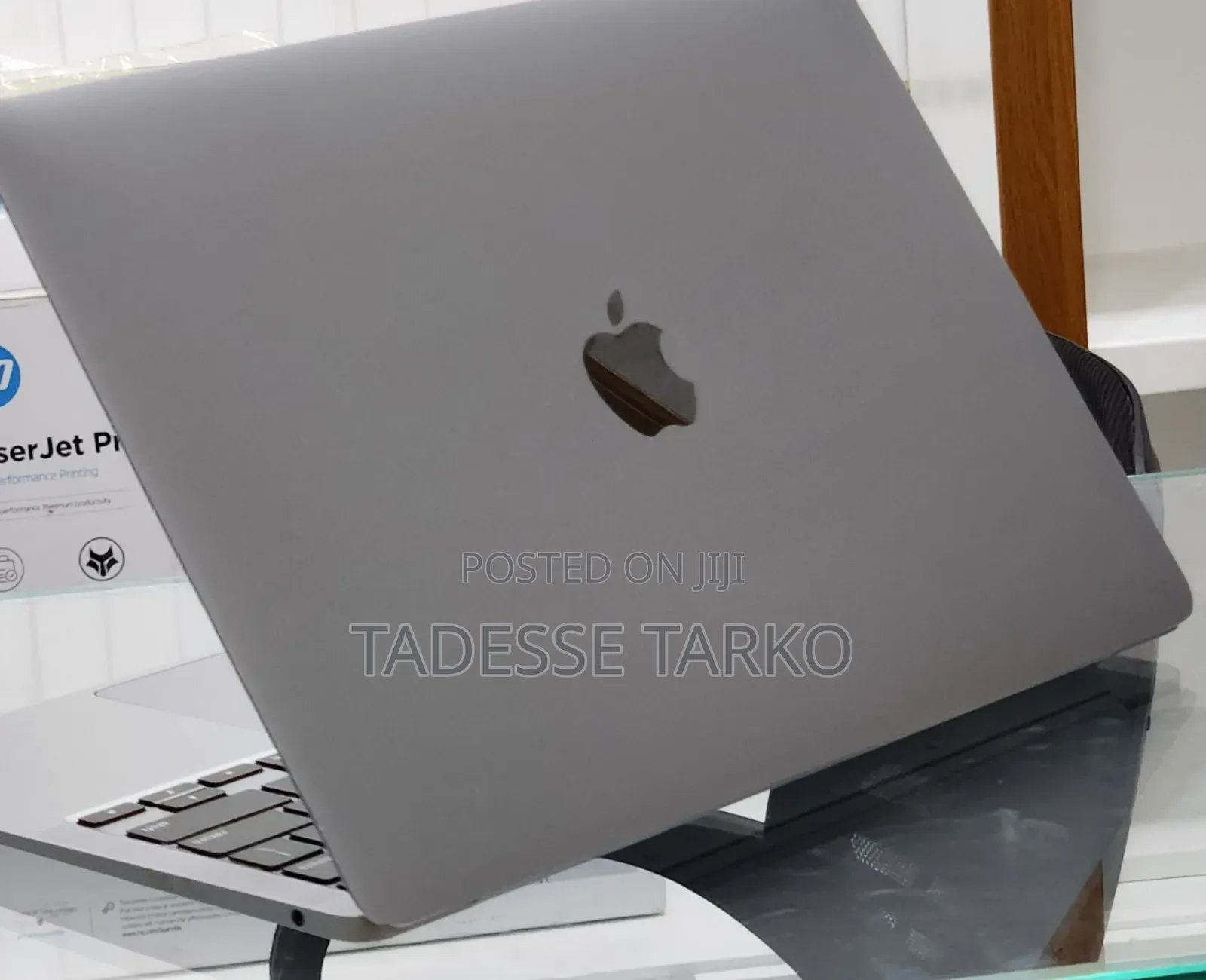 New Laptop Apple MacBook Air 2020 8GB Intel Core i3 SSD 256GB