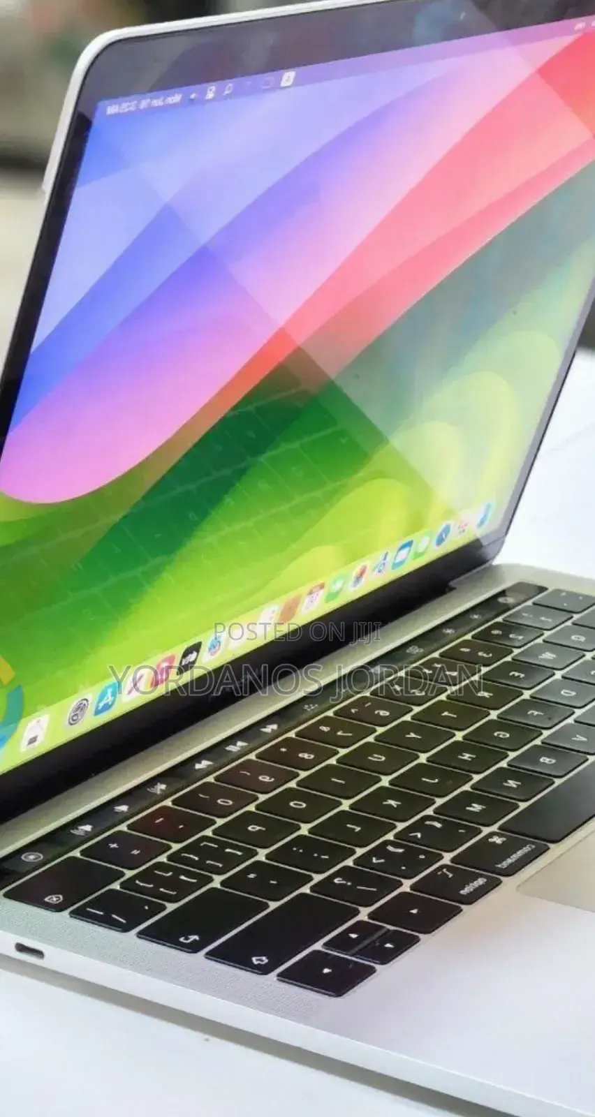 New Laptop Apple MacBook Pro 2018 8GB Intel Core i5 SSD 256GB