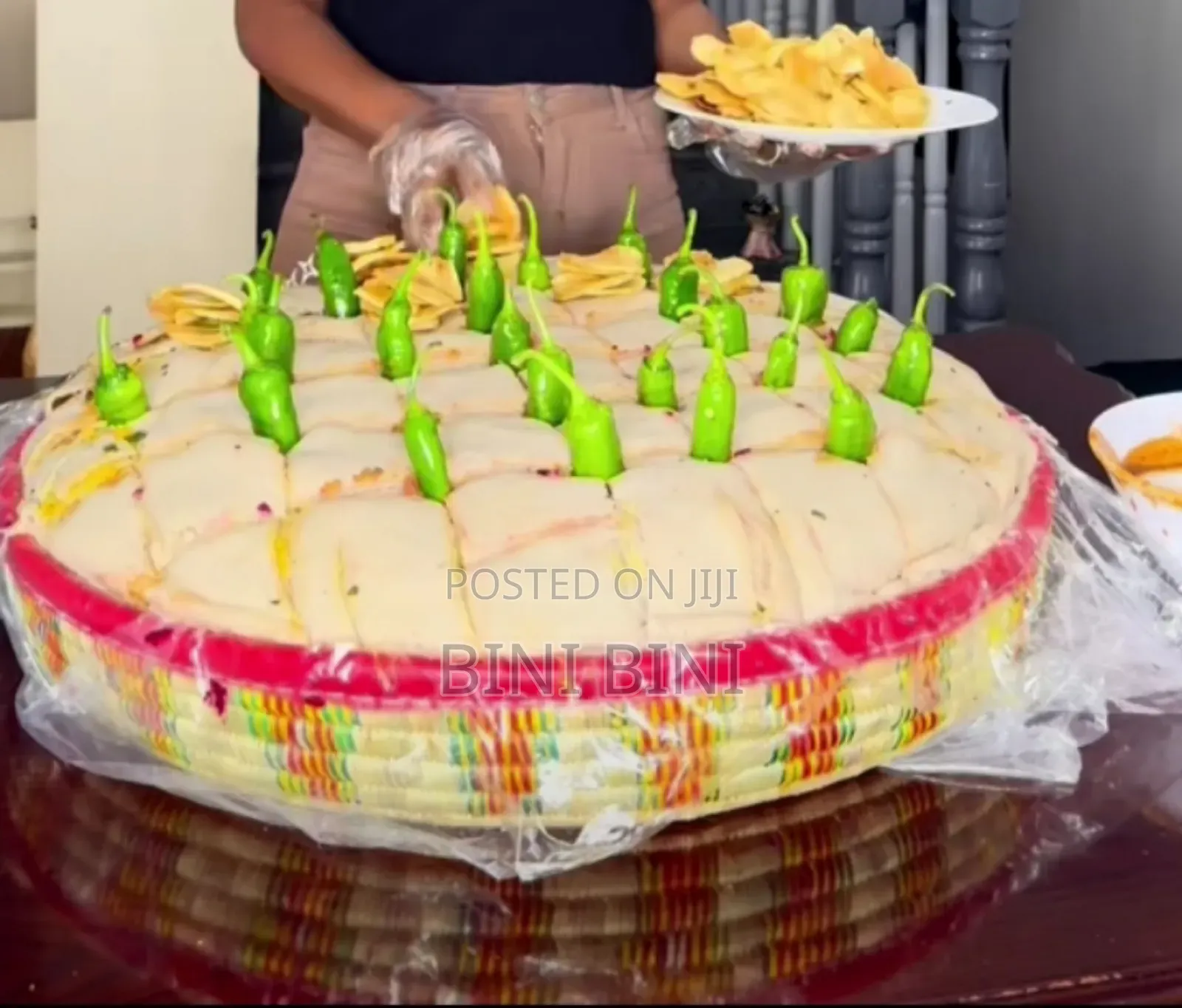 ሰላም አገልግል ይደዉሉ ይዘዙን