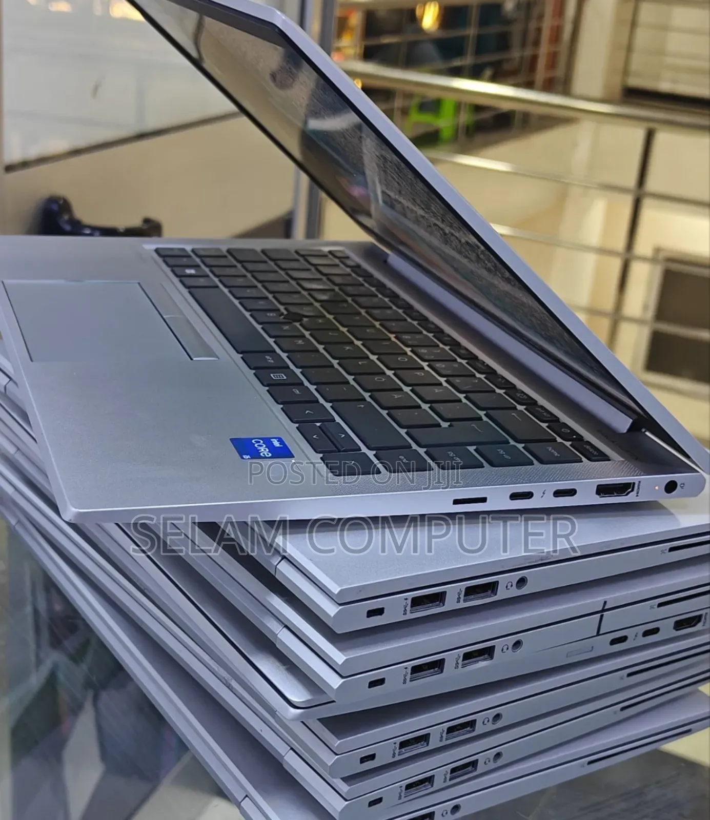 New Laptop HP EliteBook 830 16GB Intel Core i5 SSD 512GB