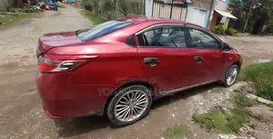 Toyota Yaris 2014 Red