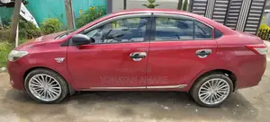 Toyota Yaris 2014 Red