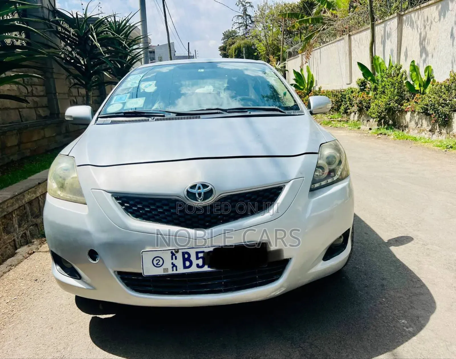 Toyota Belta 2010 Silver