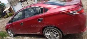 Toyota Yaris 2014 Red