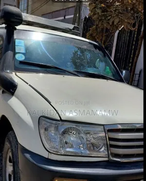 Toyota Land Cruiser 2006 Silver