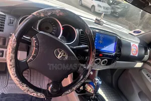 Toyota Tacoma 2008 Gold