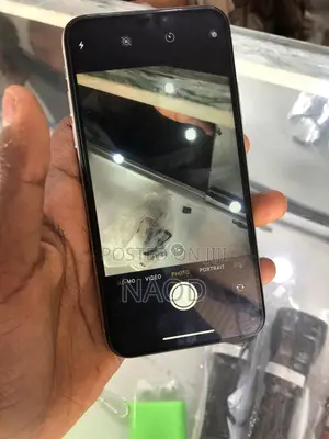 Apple iPhone X 64 GB White