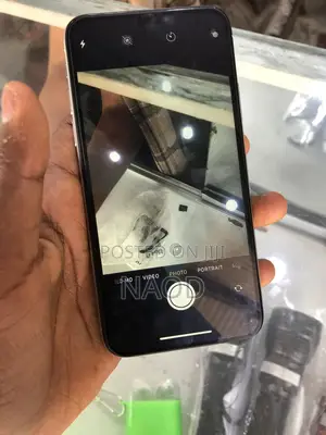 Apple iPhone X 64 GB White