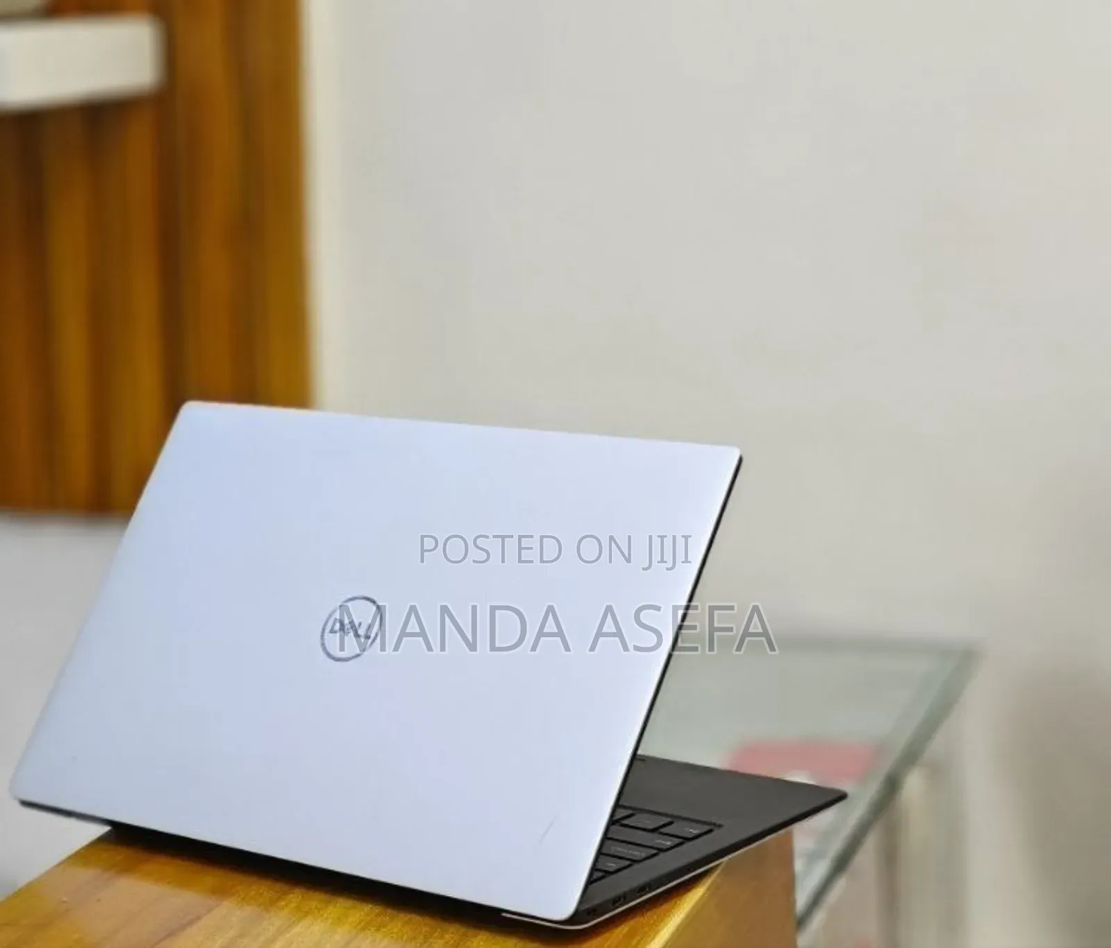 New Laptop Dell XPS 13 8GB Intel Core i5 SSD 512GB