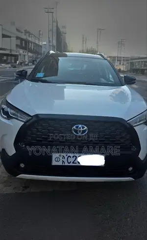 Toyota Corolla Cross 2023 White