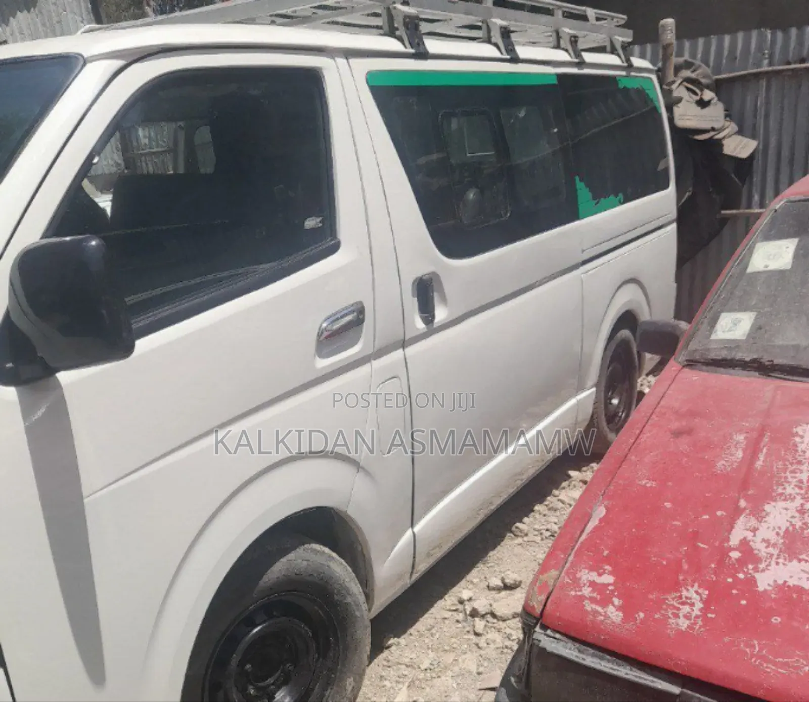 Toyota HiAce 2007 White