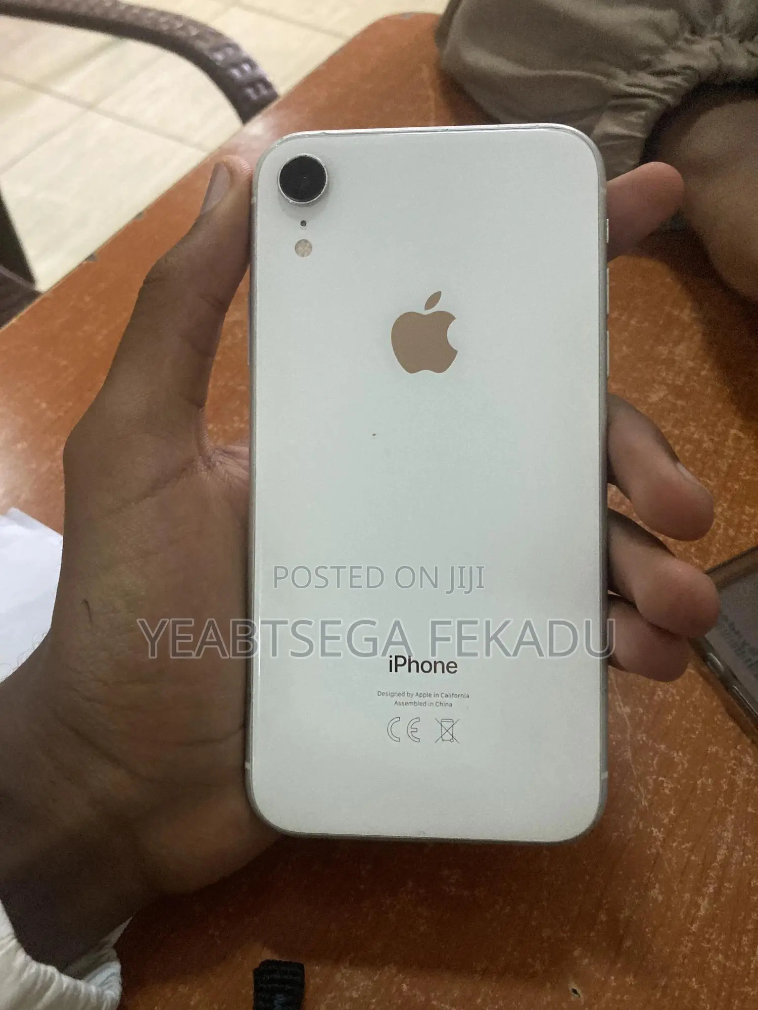 Apple iPhone XR 64 GB White
