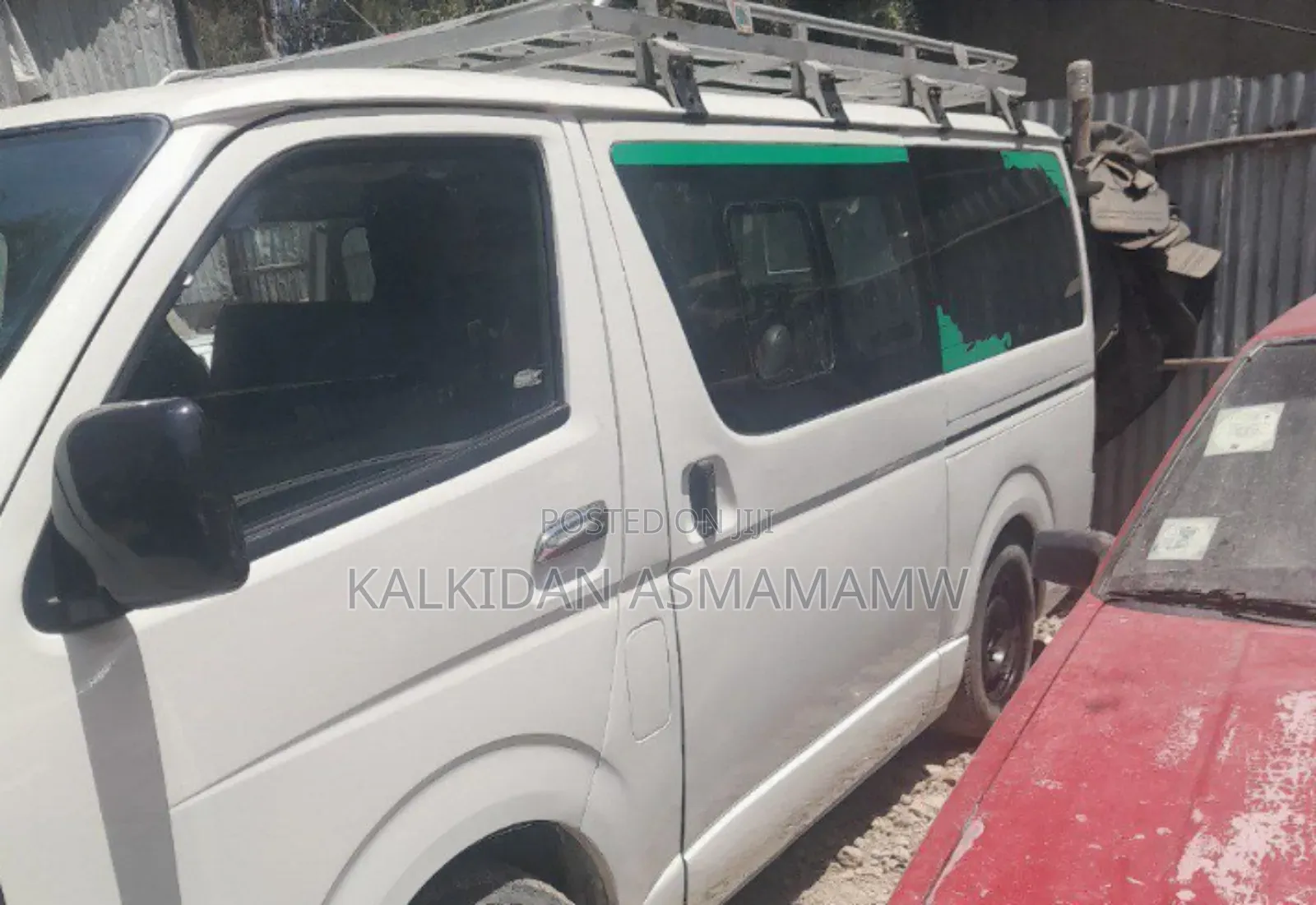 Toyota HiAce 2007 White