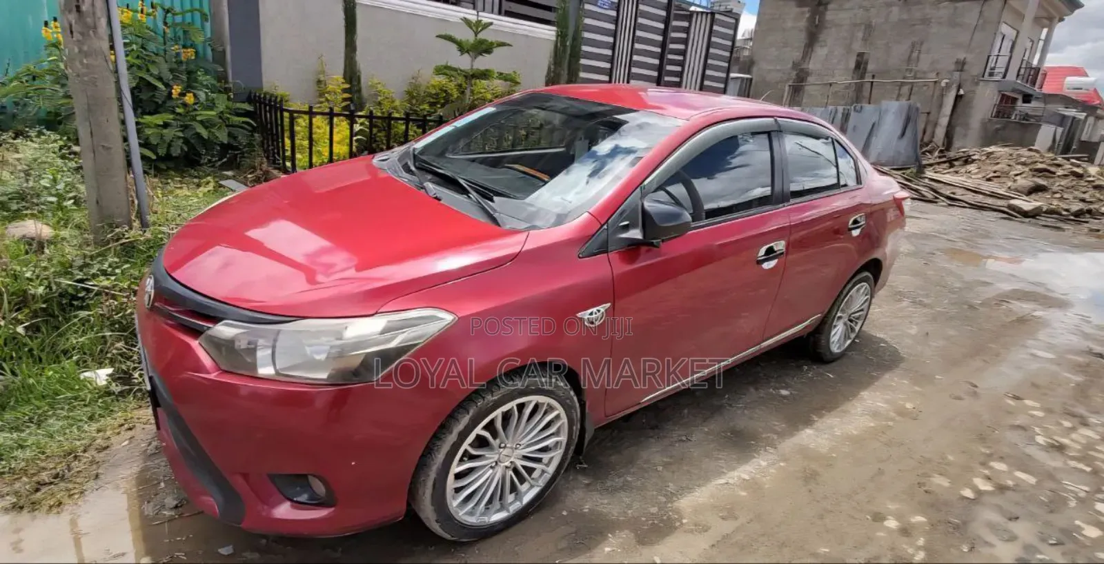Toyota Yaris 2014 Red