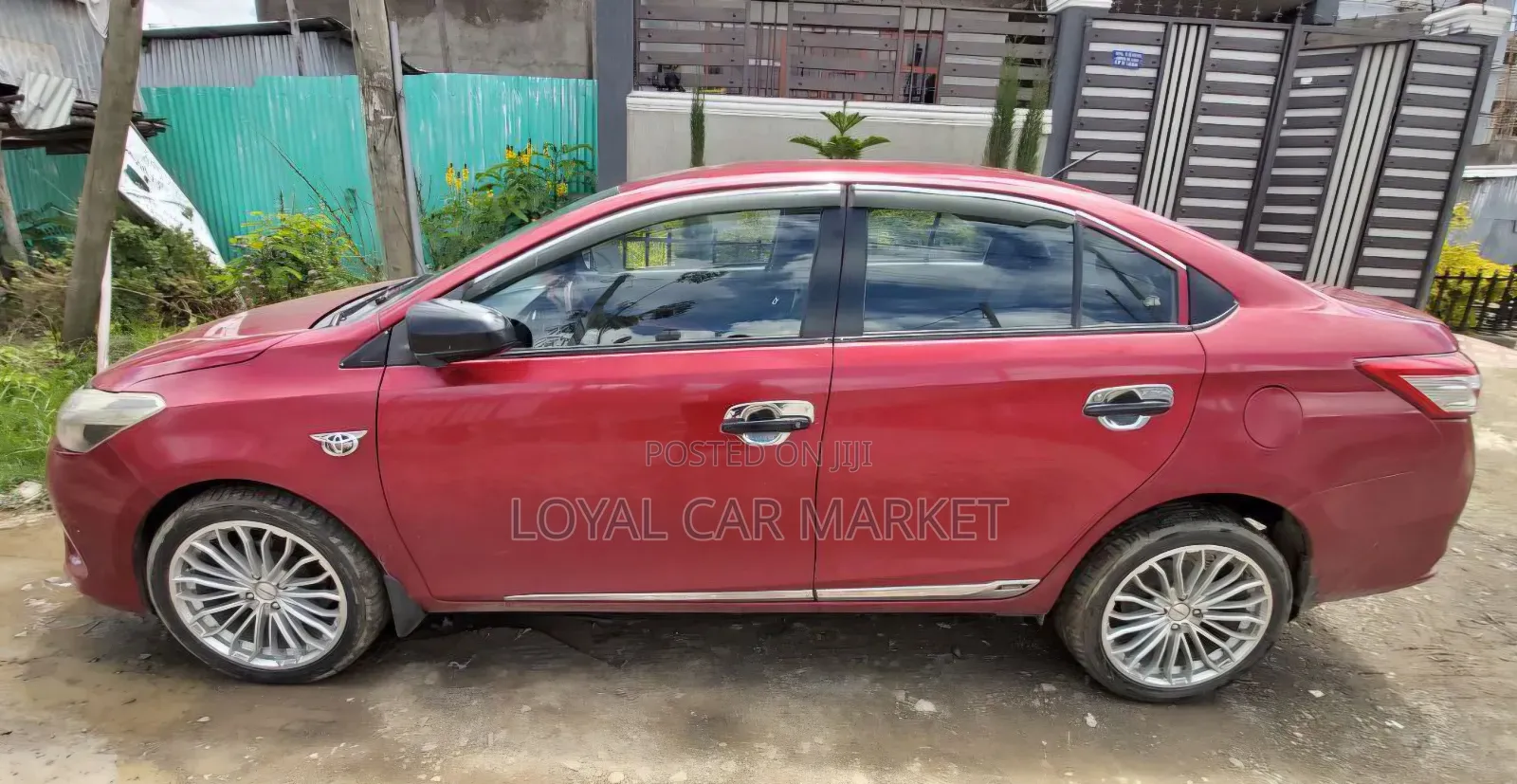 Toyota Yaris 2014 Red