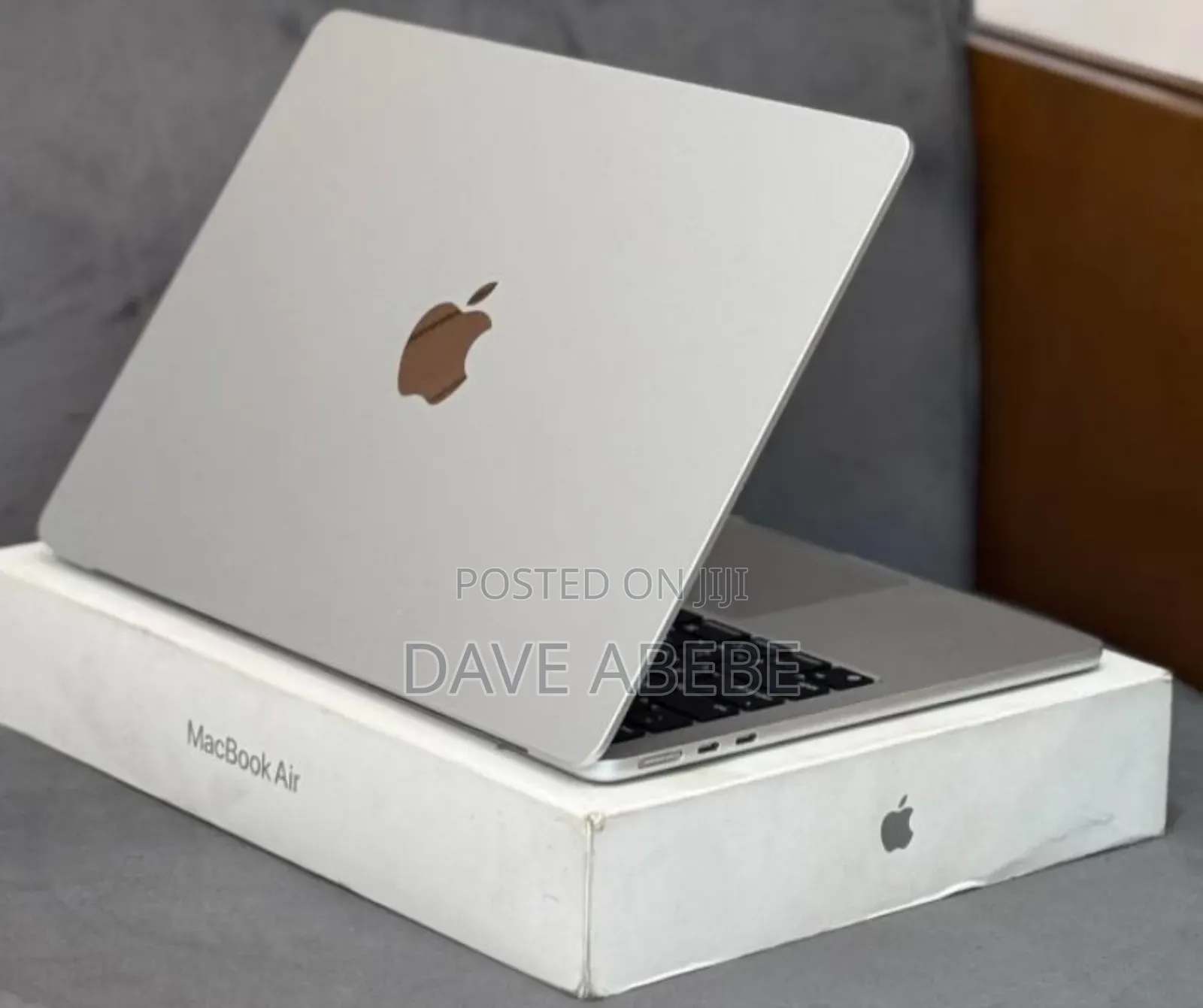 New Laptop Apple MacBook Air 2025 M4 13-inch 16GB Apple M4 SSD 256GB