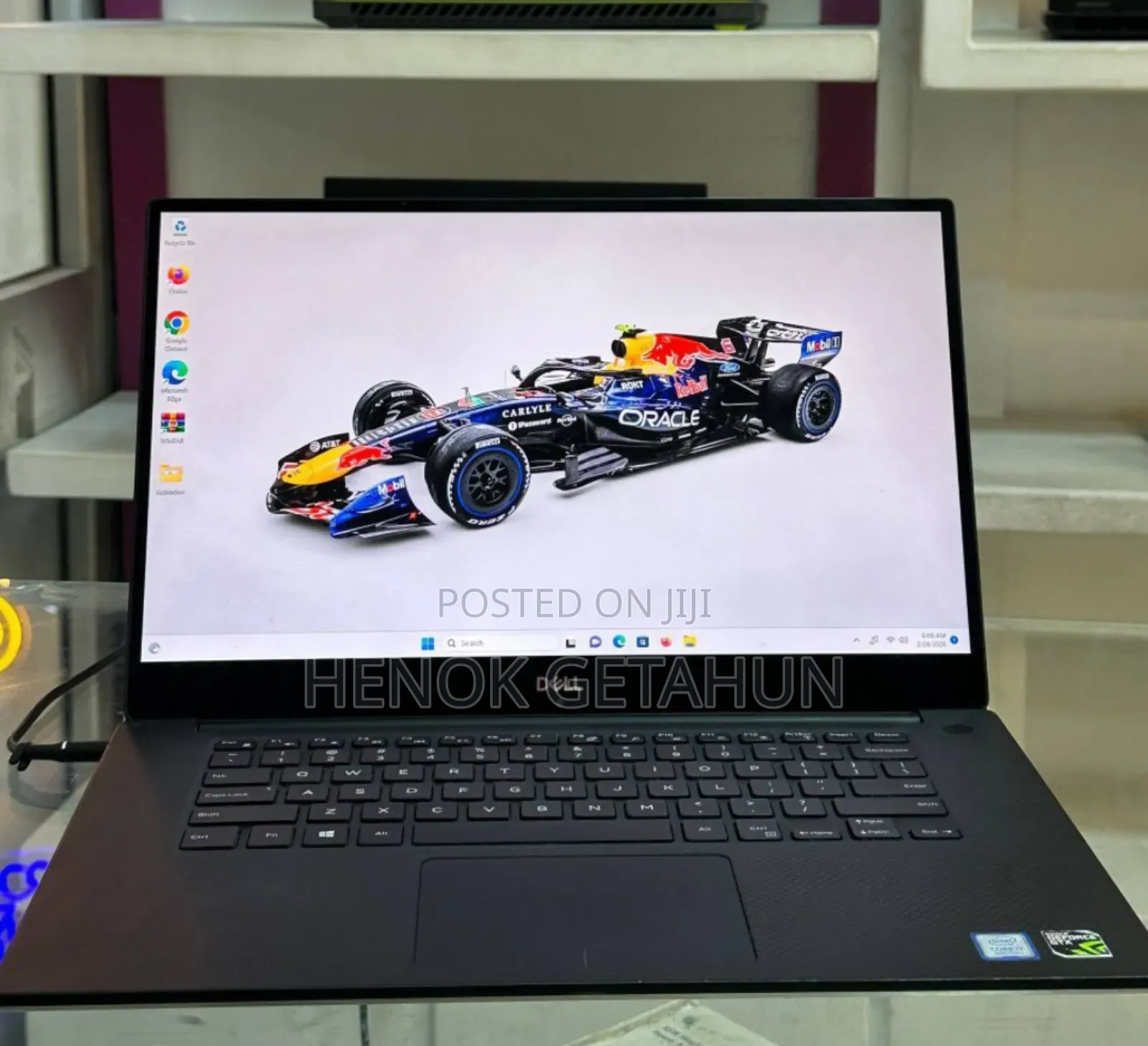 New Laptop Dell XPS 15 16GB Intel Core i7 SSD 512GB