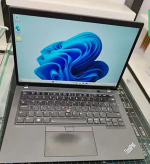New Laptop Lenovo ThinkPad T14 16GB Intel Core i7 SSD 512GB
