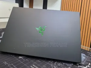 New Laptop Razer Blade 16GB Intel Core i7 SSD 512GB