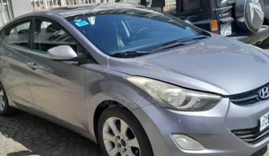 Hyundai Elantra 2012 Silver