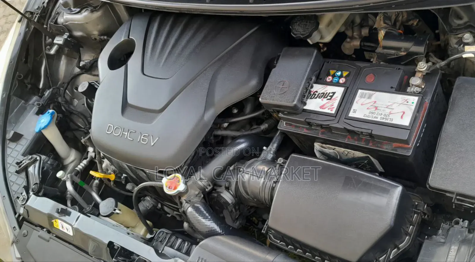 Hyundai Elantra 2012 Silver