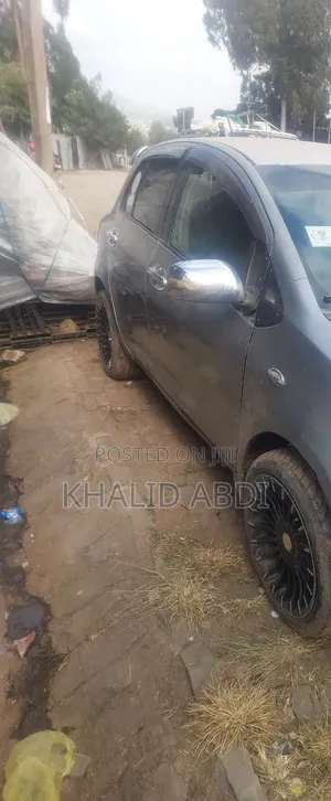 Toyota Yaris 1.3 VVT-i 2007 Silver