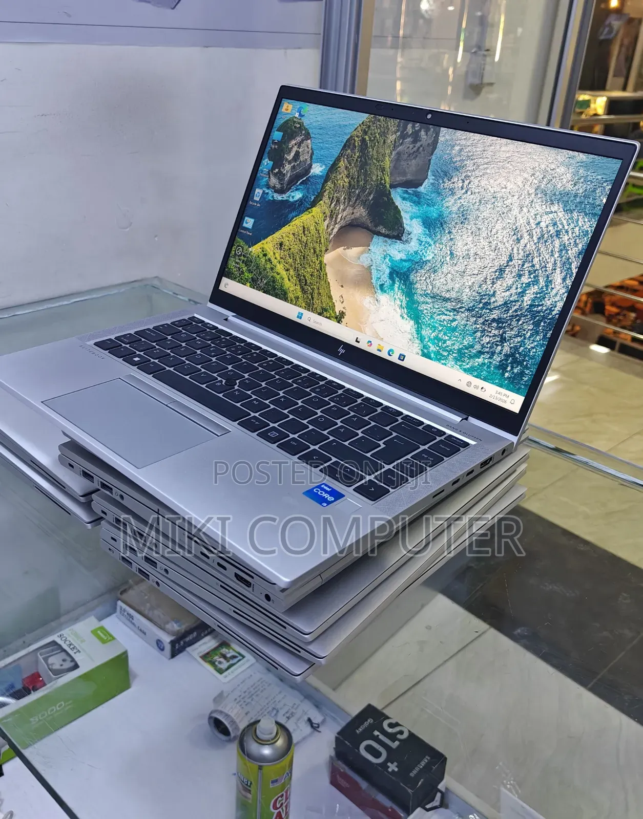 New Laptop HP EliteBook 830 G8 16GB Intel Core i5 SSD 512GB