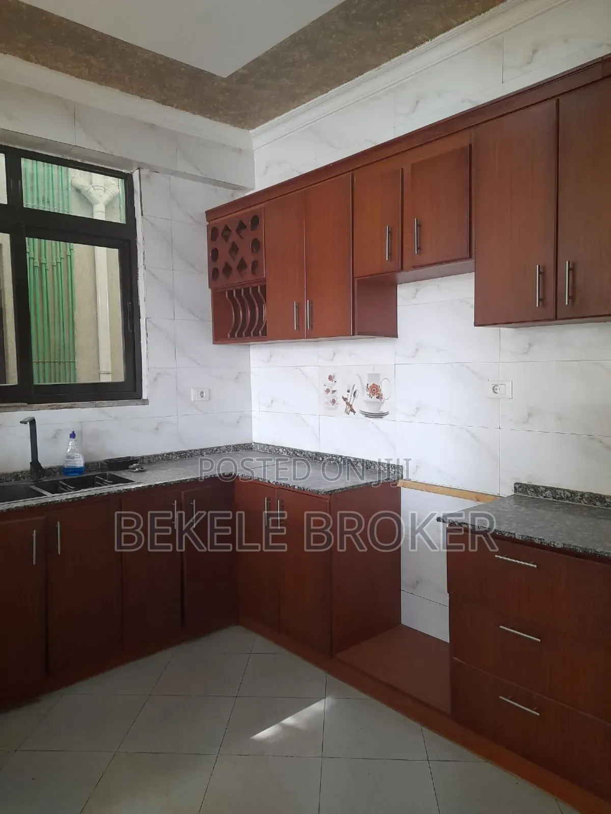 Furnished 3bdrm Apartment in አፓርትመንት, Bole for sale