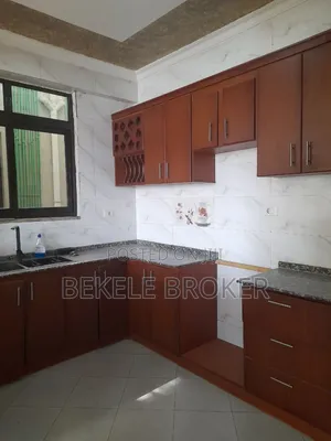 Furnished 3bdrm Apartment in አፓርትመንት, Bole for sale