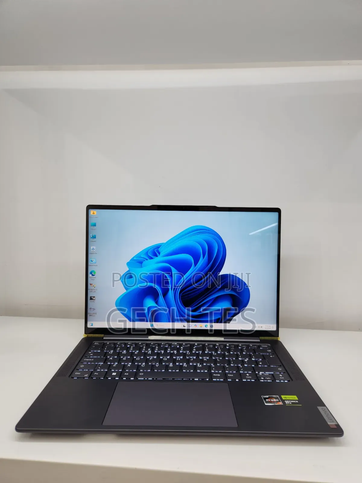 New Laptop Lenovo Yoga 7i 32GB AMD Ryzen 7 SSD 512GB