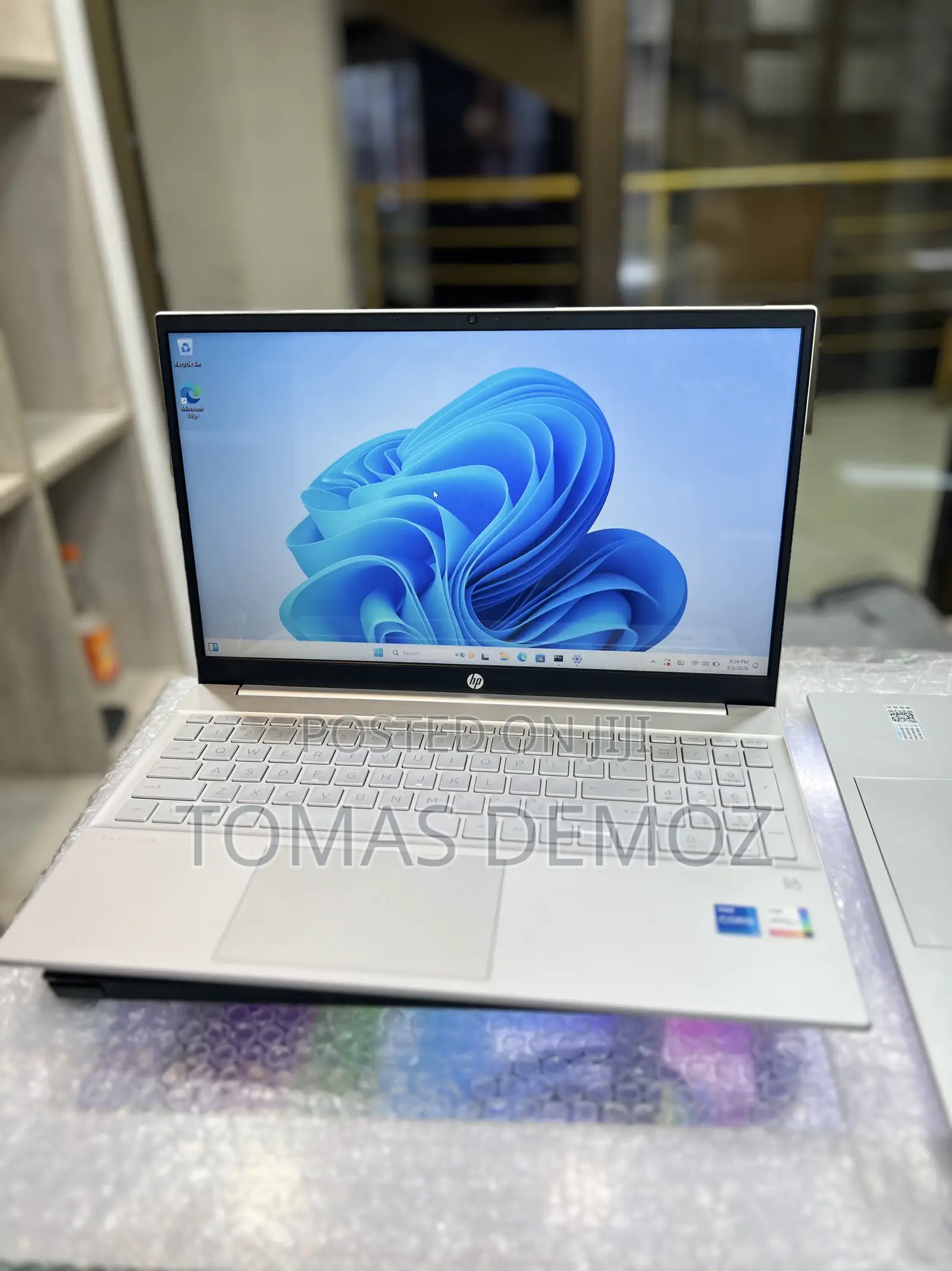 New Laptop HP Pavilion 15 8GB Intel Core i5 SSD 512GB