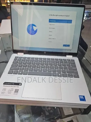 New Laptop HP OmniBook 5 14" 16GB Intel Core 7 SSD 512GB