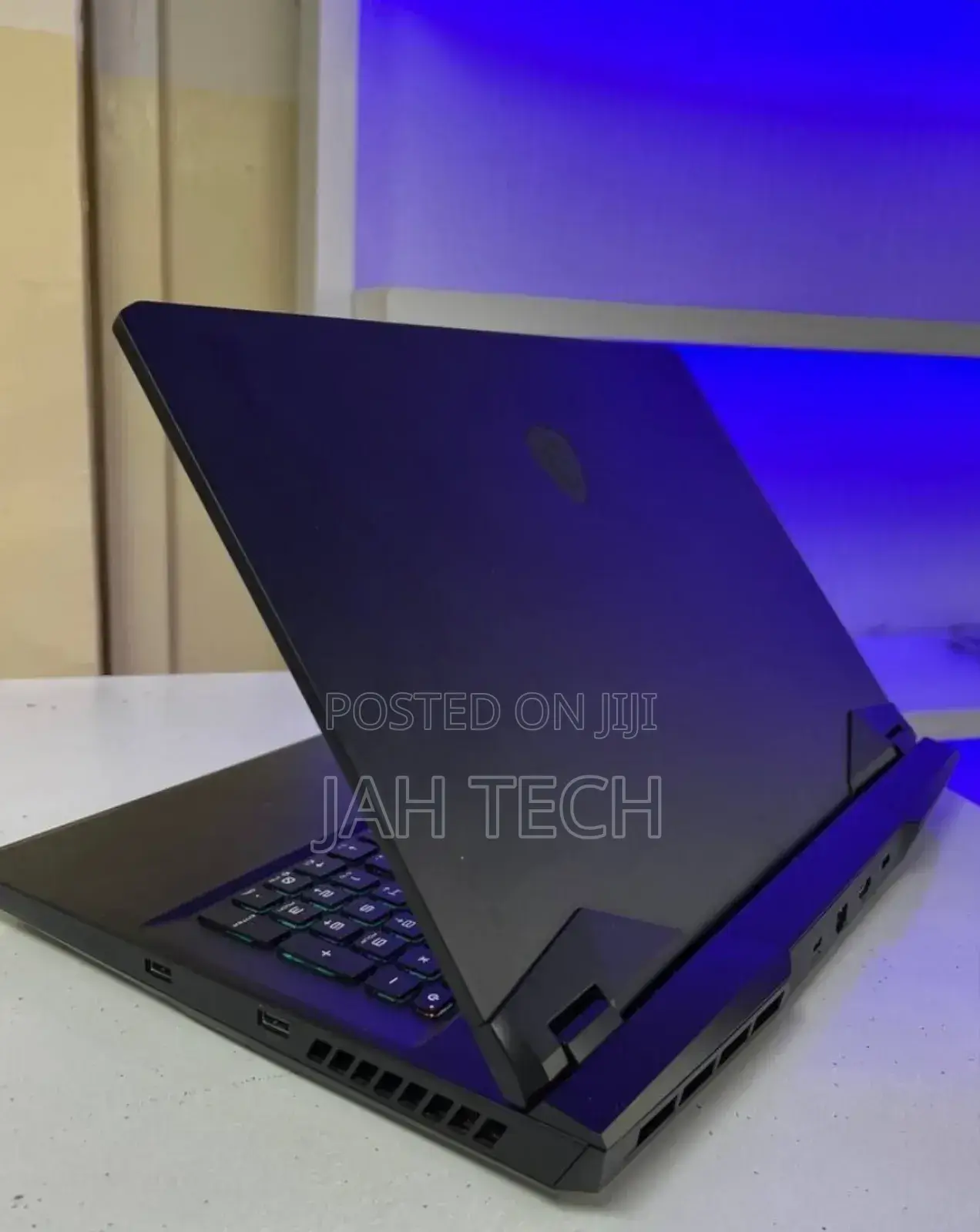 New Laptop MSI GP75 Leopard 16GB Intel Core i7 SSD 1T