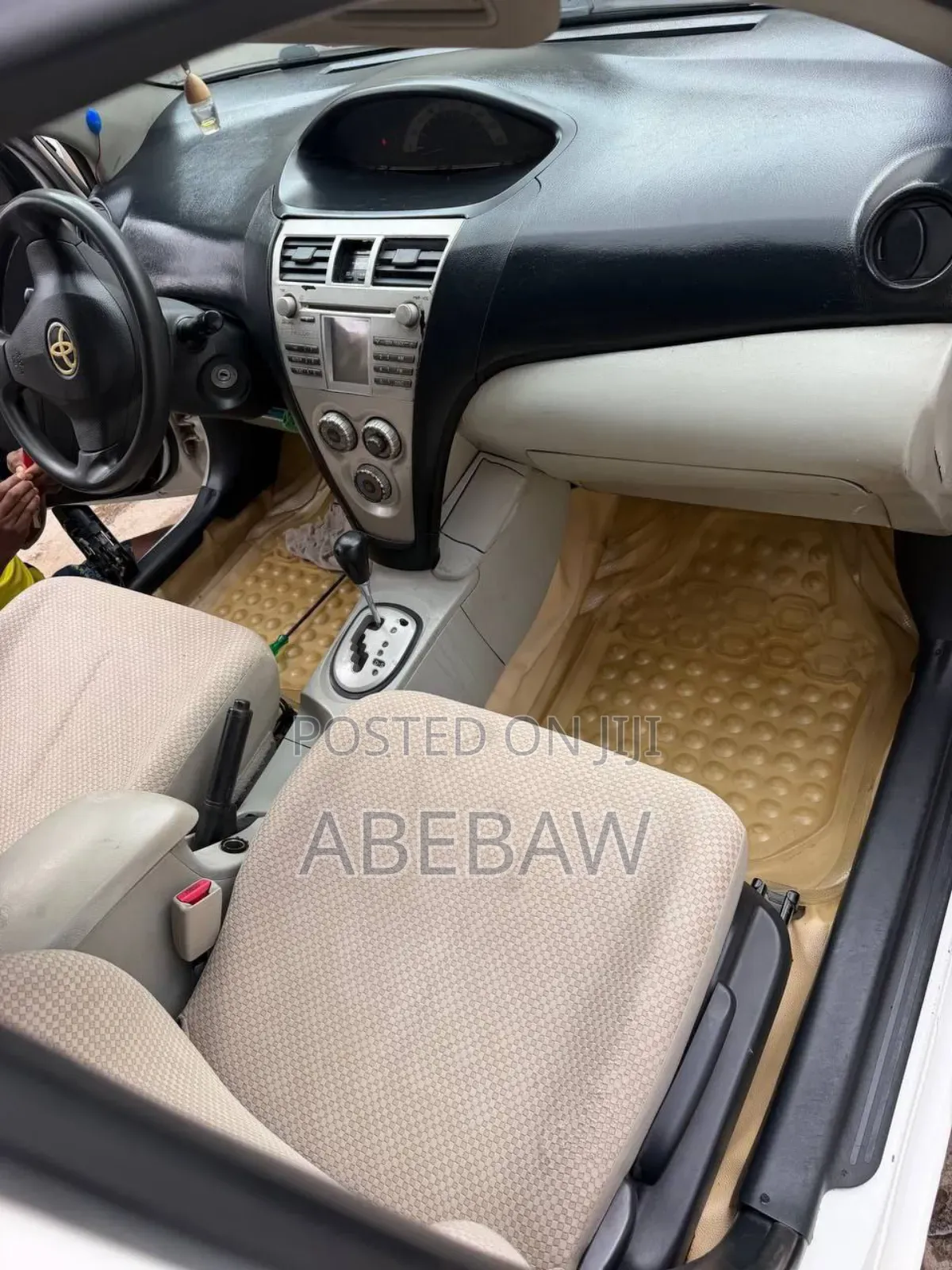 Toyota Voxy 2007 White