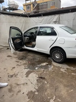 Toyota Voxy 2007 White