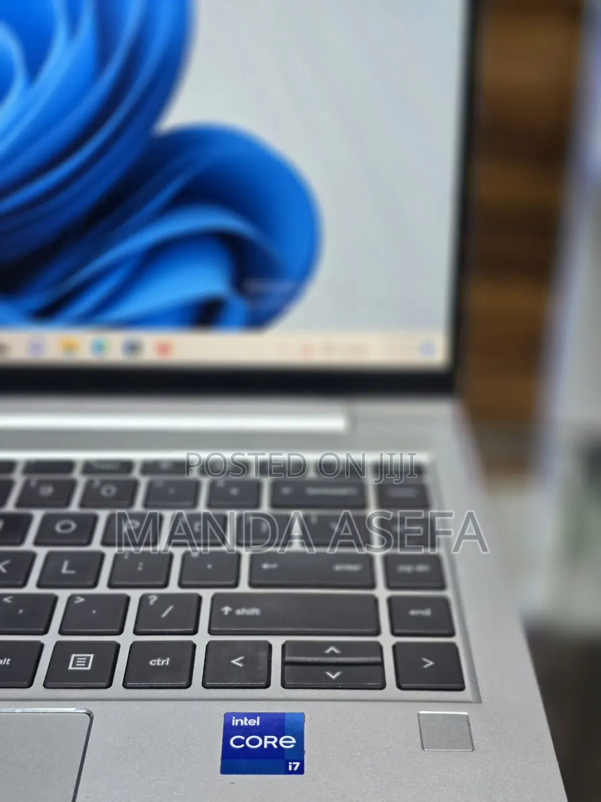 New Laptop HP EliteBook 640 G9 8GB Intel Core i7 SSD 512GB