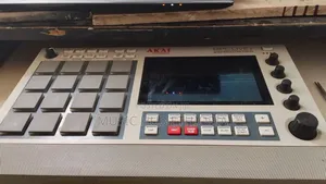 Akai Professional MPC Live