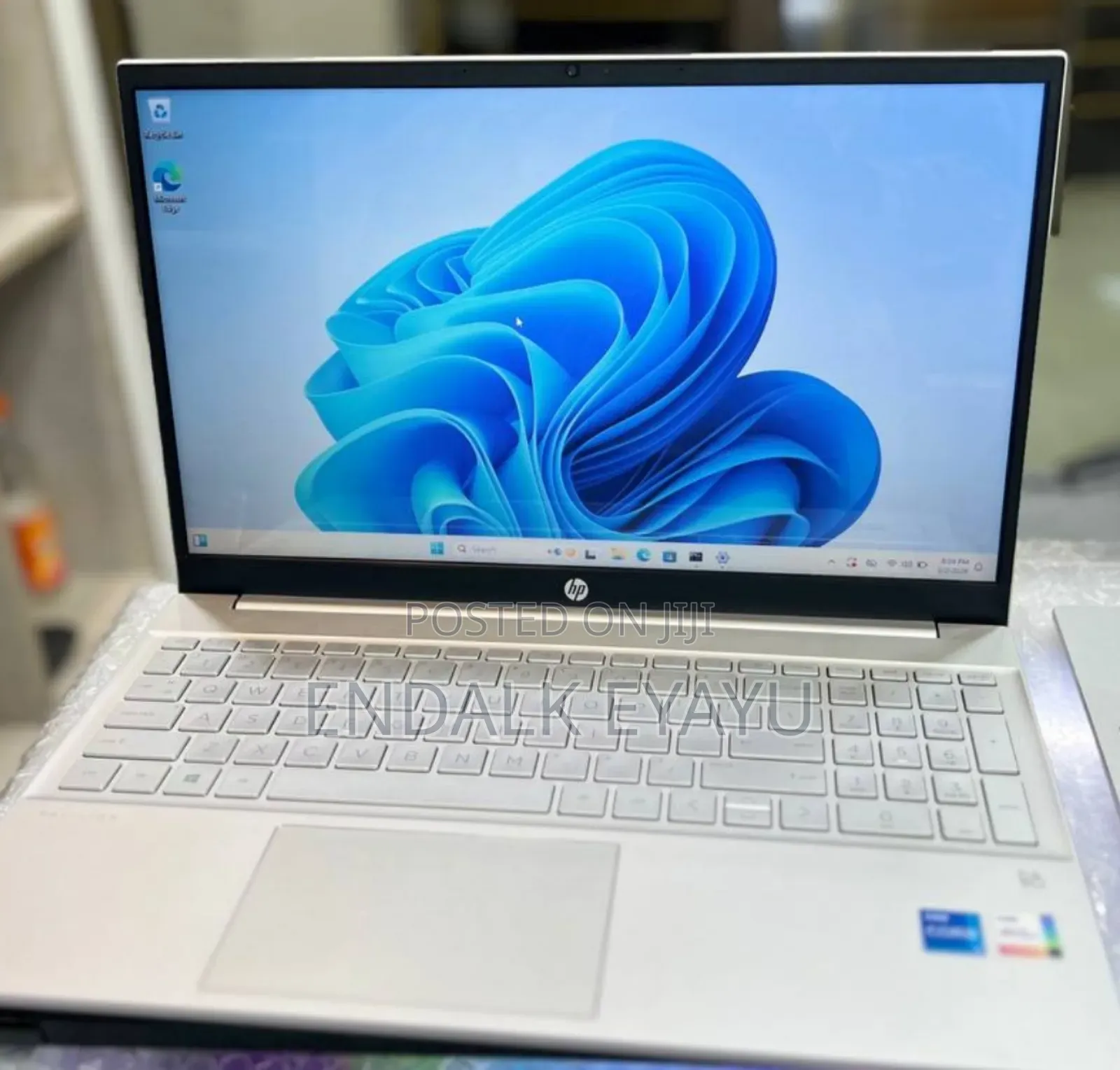 New Laptop HP Pavilion 15 8GB Intel Core i5 SSD 512GB