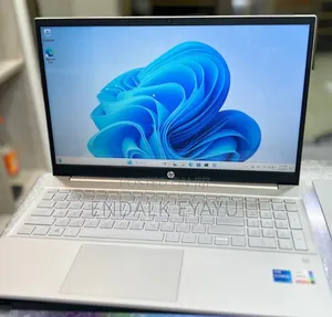 New Laptop HP Pavilion 15 8GB Intel Core i5 SSD 512GB