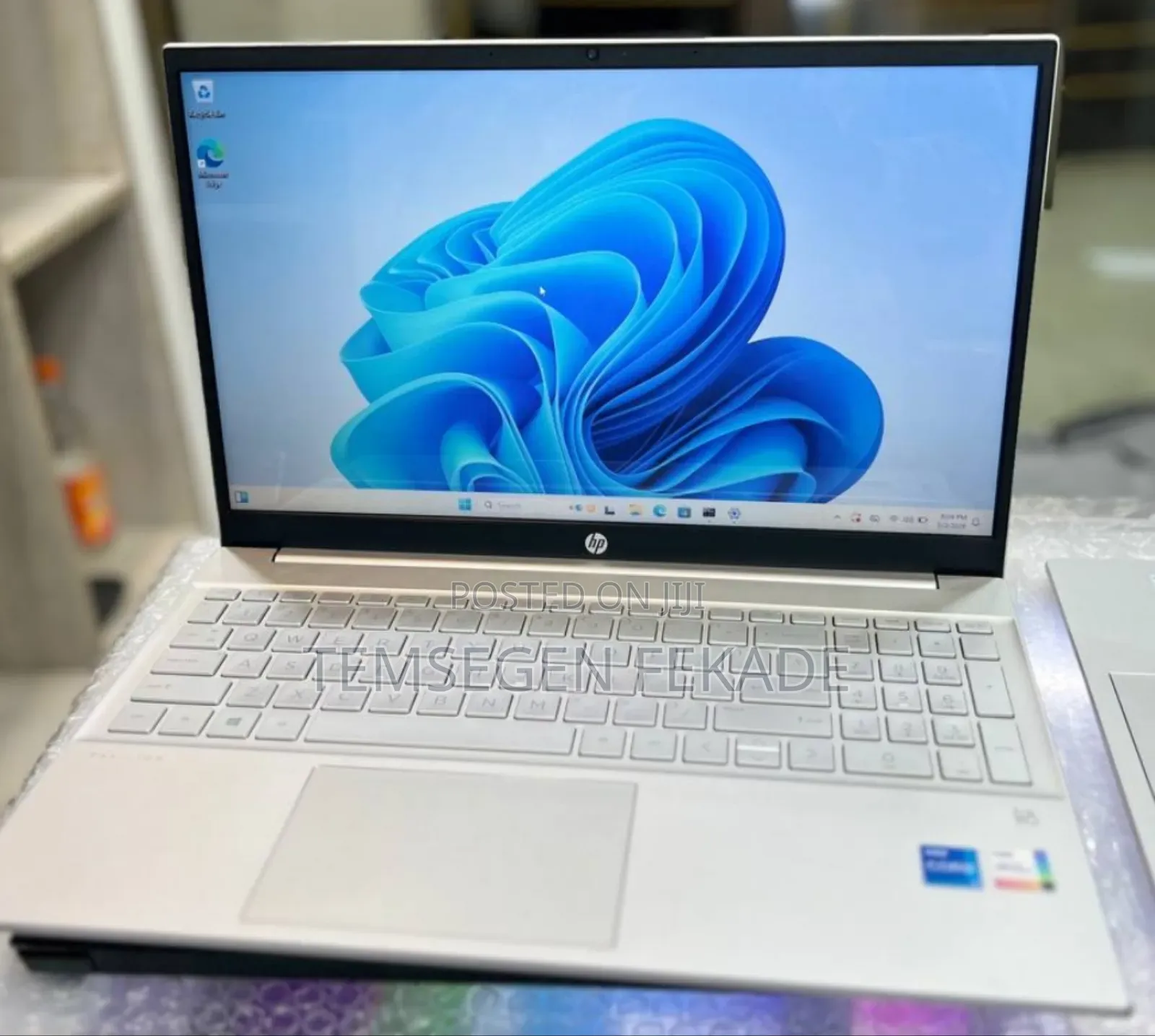 New Laptop HP Pavilion 15 8GB Intel Core i5 SSD 512GB