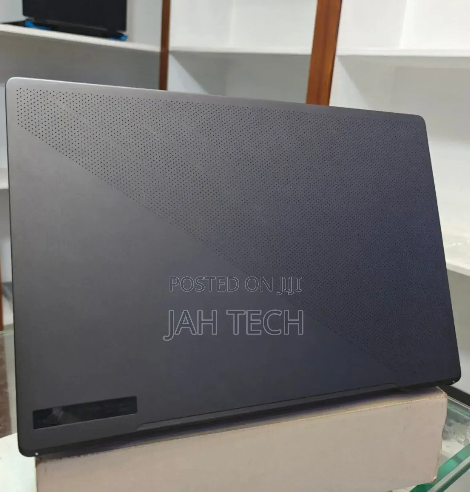 New Laptop Asus ROG Zephyrus G15 16GB Intel Core i9 SSD 1T