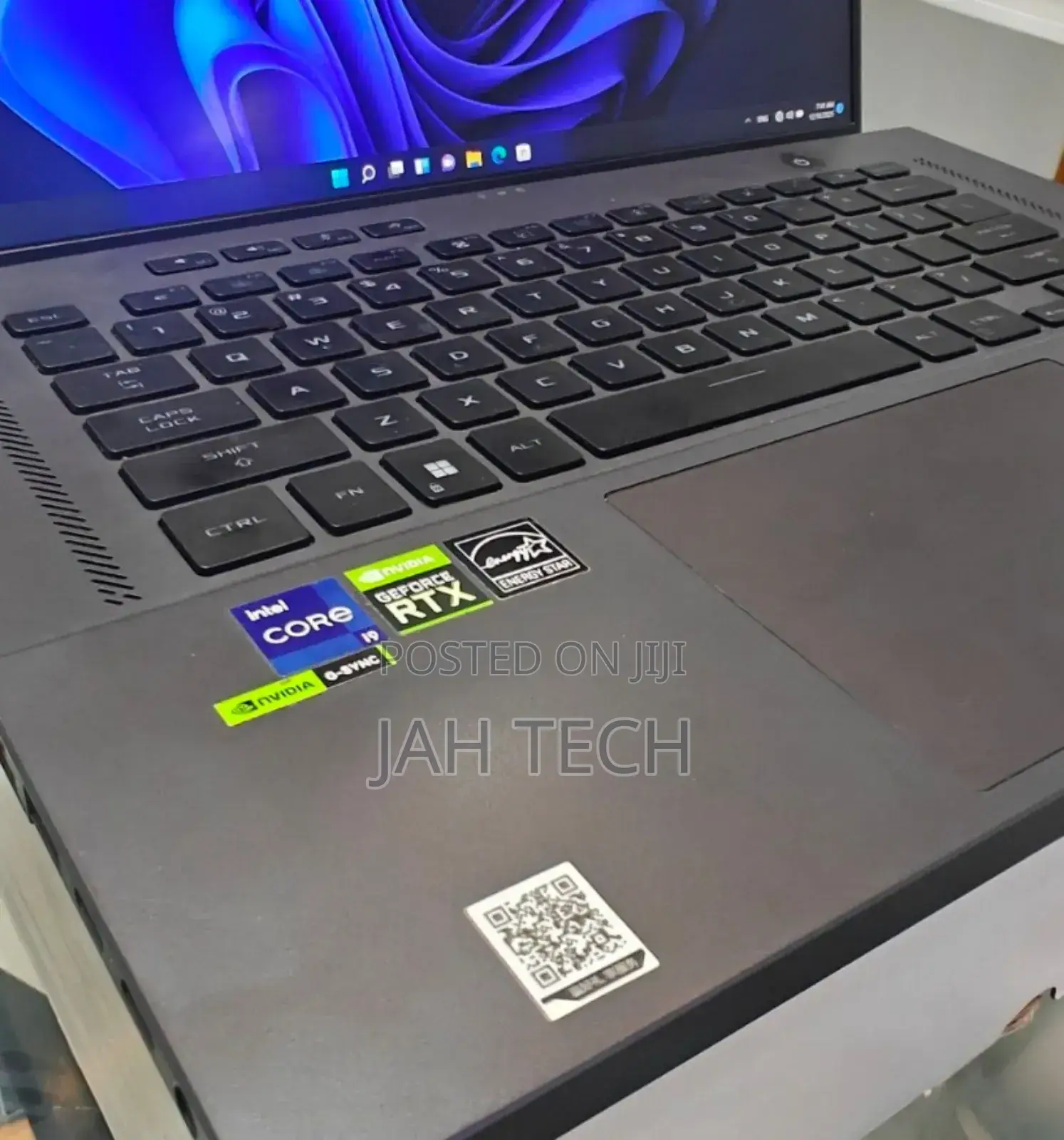 New Laptop Asus ROG Zephyrus G15 16GB Intel Core i9 SSD 1T